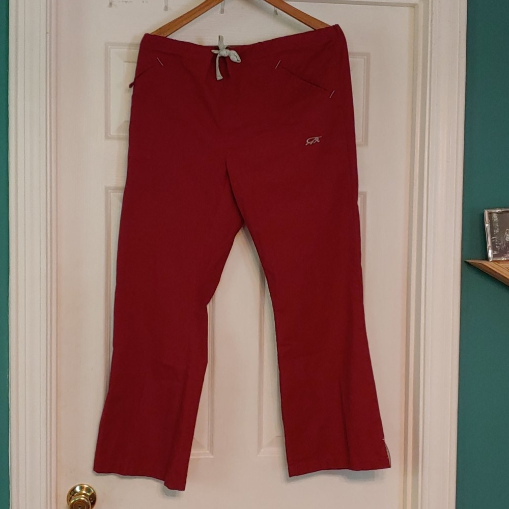 IguanaMed womens scrubs